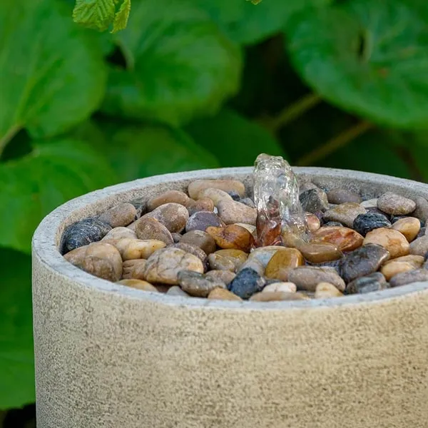 Salinas Pebble Fountain Campania International